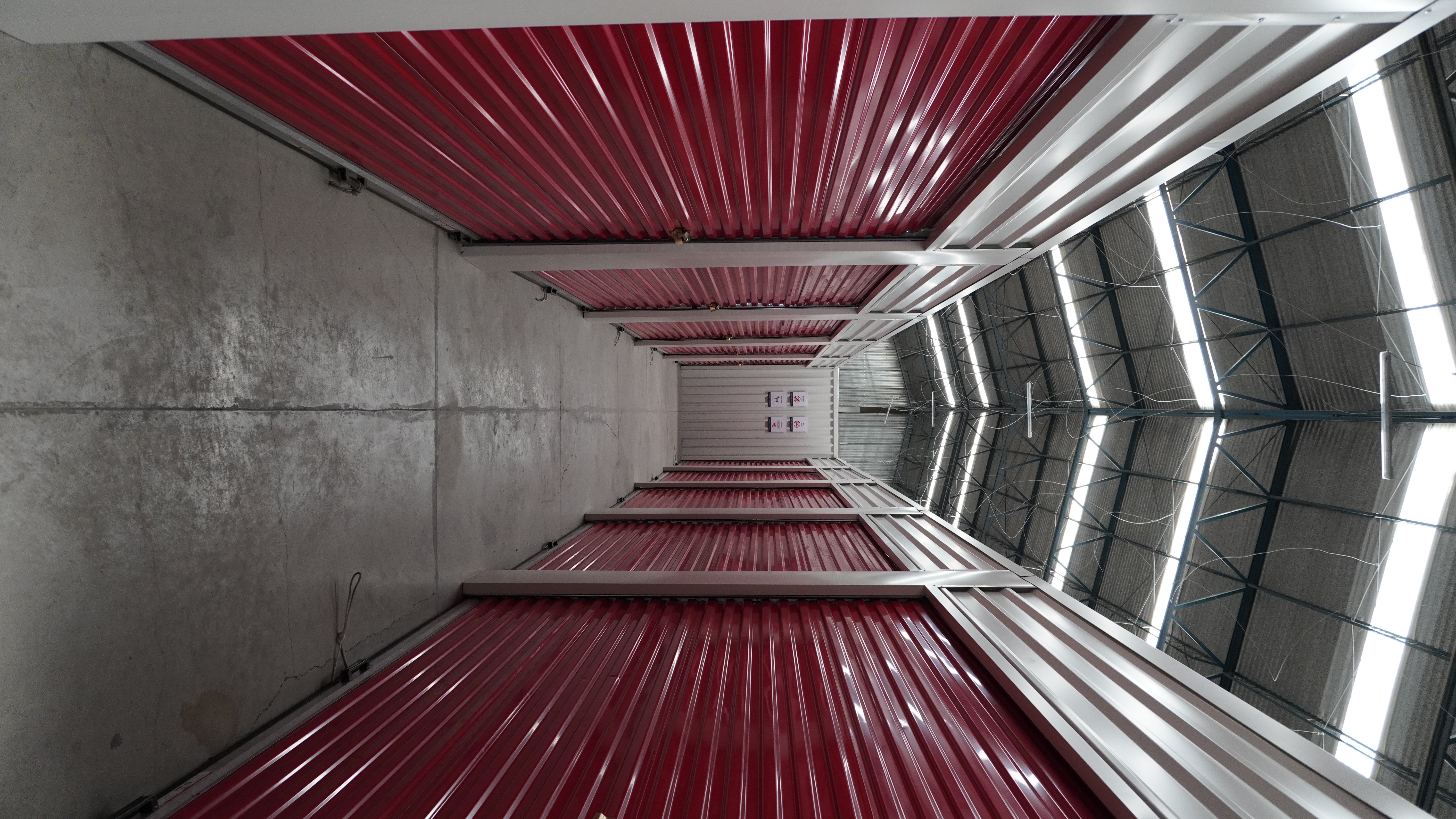 Pasillo de minibodegas Querétaro